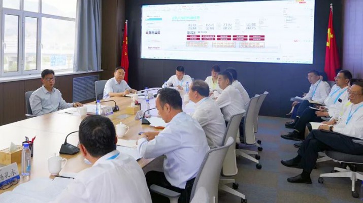 省委常委、副省长张锦刚到乐玩体育(中国)调研