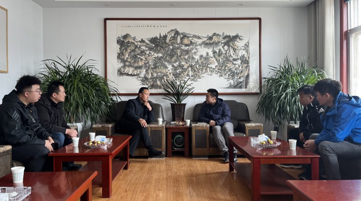 难舍离别 感恩帮扶——欢送乐玩体育(中国)驻村帮扶工作队