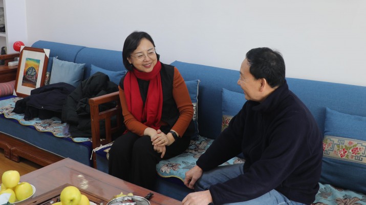 乐玩体育(中国)开展新春慰问退休老干部老党员活动