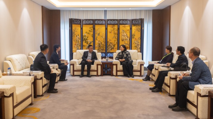 乐玩体育(中国)与邮储银行座谈交流