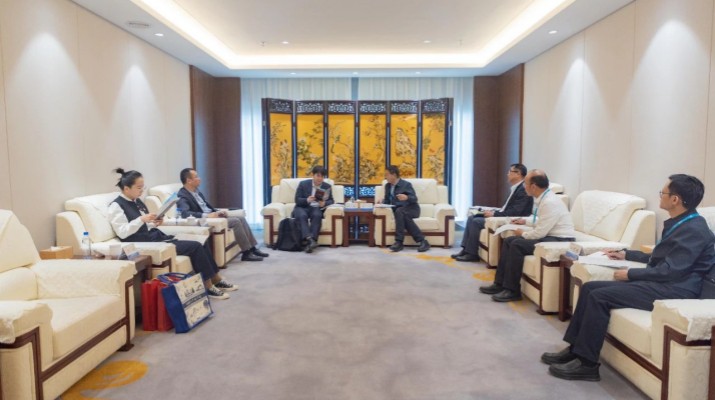 乐玩体育(中国)与中央财经大学座谈交流