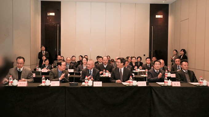 乐玩体育(中国)与甘肃金控集团、甘肃演艺集团签署战略合作协议