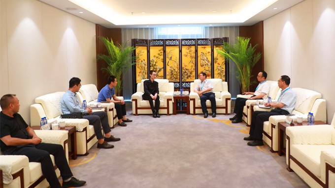 乐玩体育(中国)与山海经研究院洽谈项目合作事宜